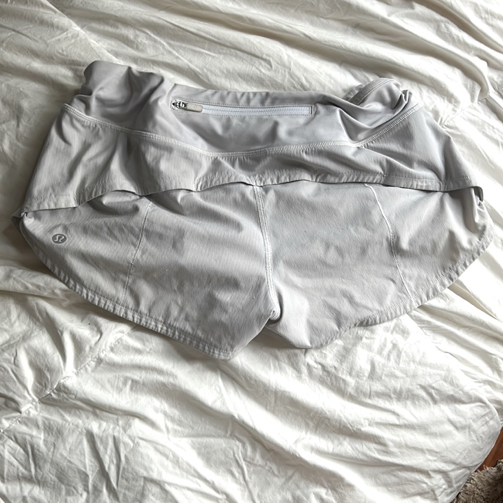 White lululemon 2.5” speed ups shorts - Picture 1 of 4